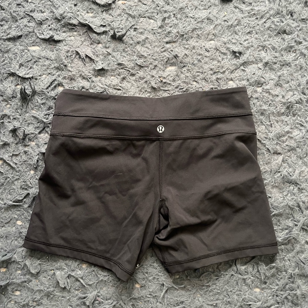 lululemon athletica Black Women's Shorts size 8